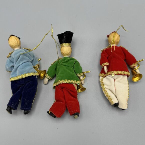 Vtg Lot of 3 Bisque French Horn Musicians Soldiers Christmas Ornaments Taiwan 5" - Picture 5 of 6